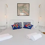 Casa Dubi Hvar חוואר