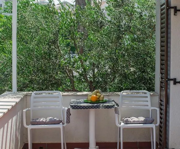 Casa Dubi Hvar Penzion