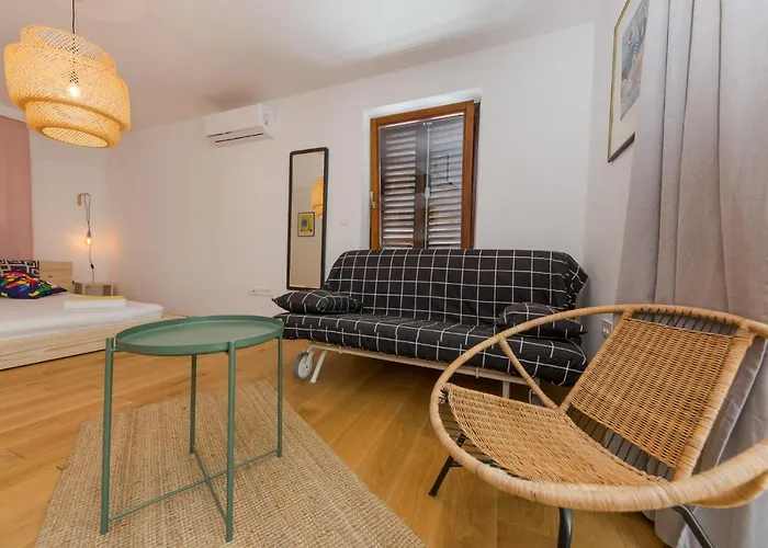 Casa Dubi Hvar Gasthof